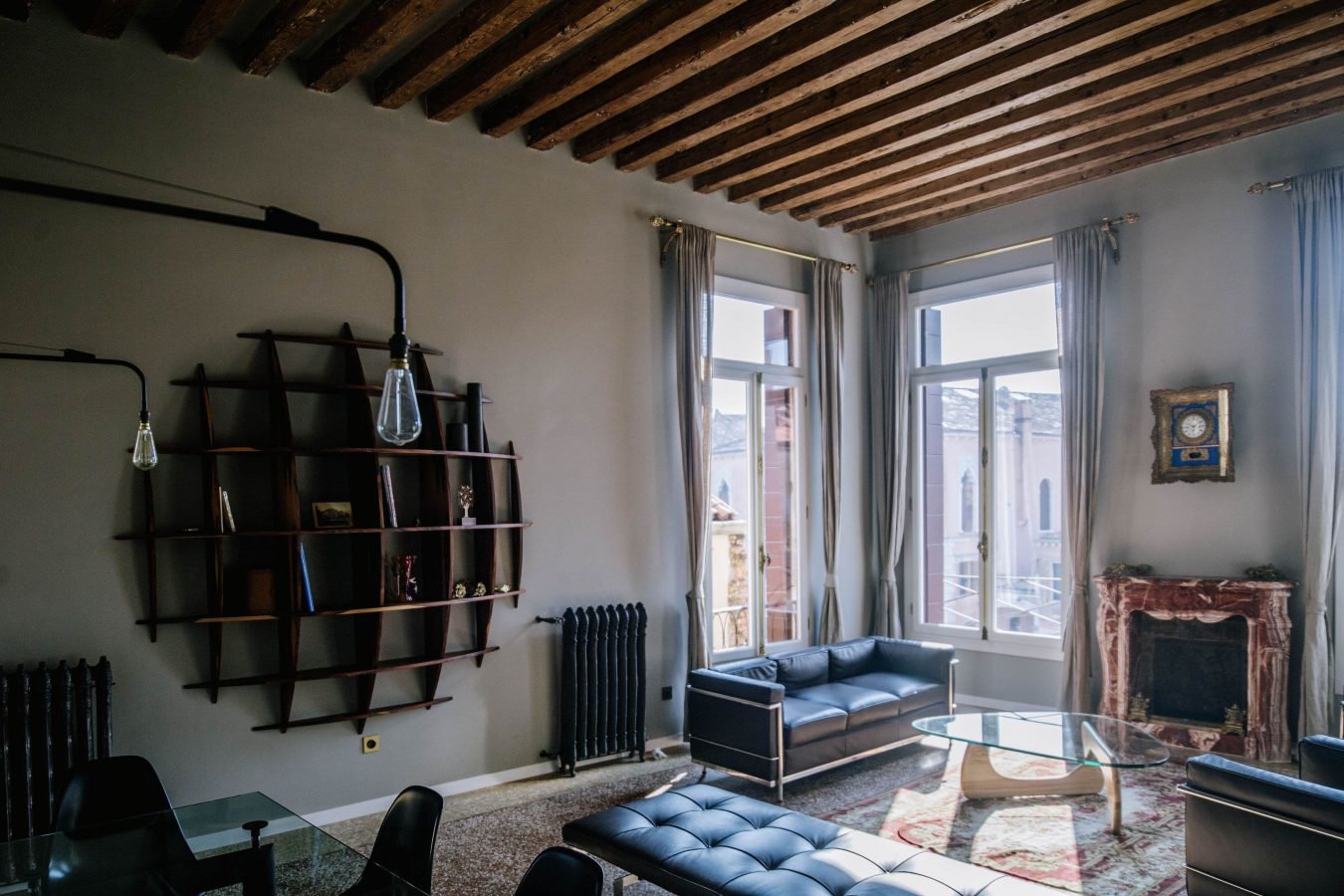 luxury-apartment-in-venice-italy-014