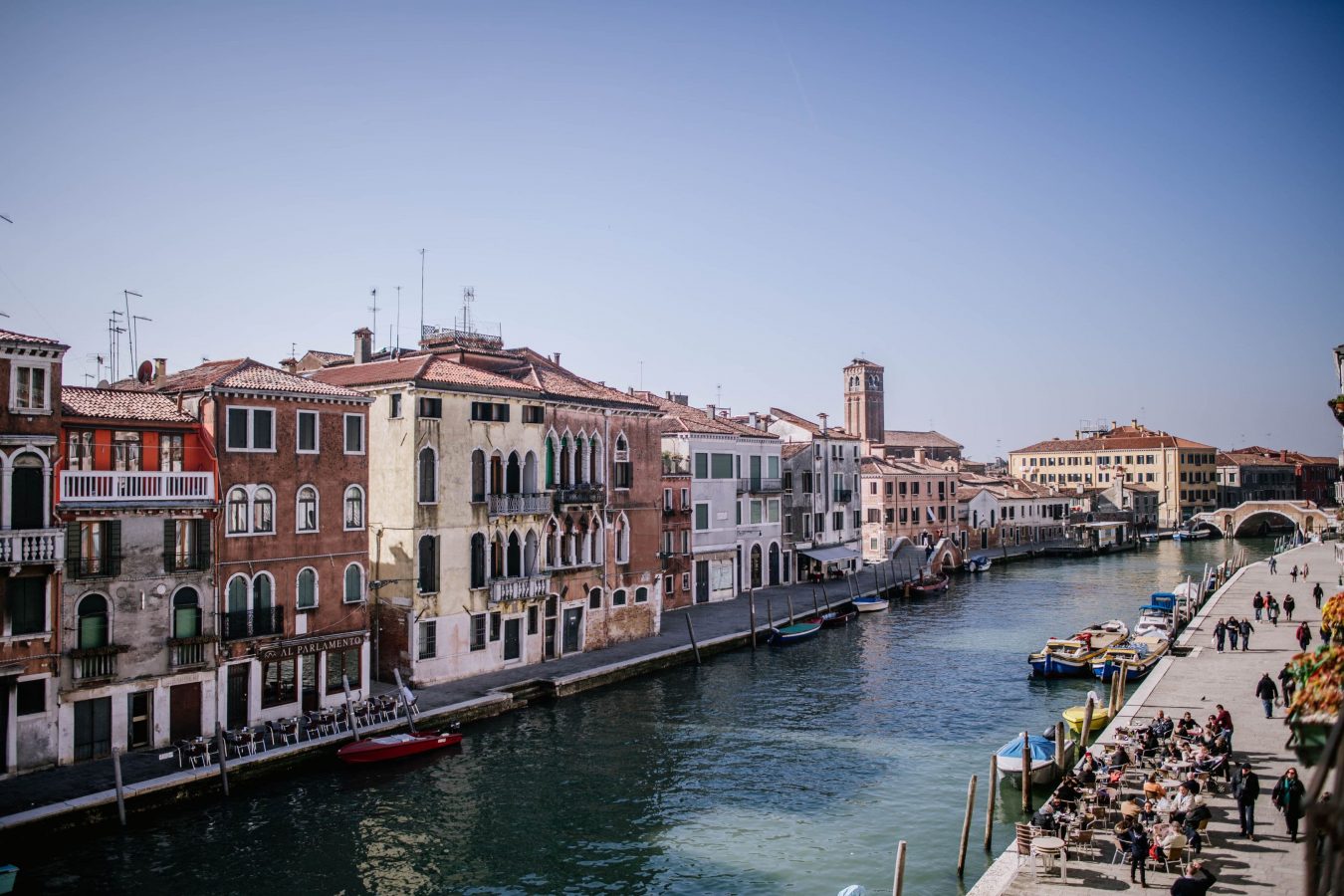 luxury-apartment-in-venice-italy-043